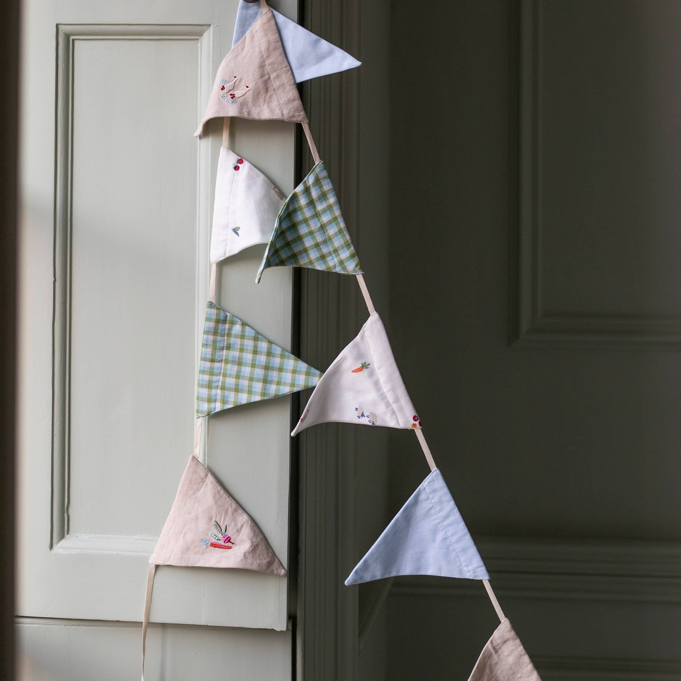 Bunting - Little Farm