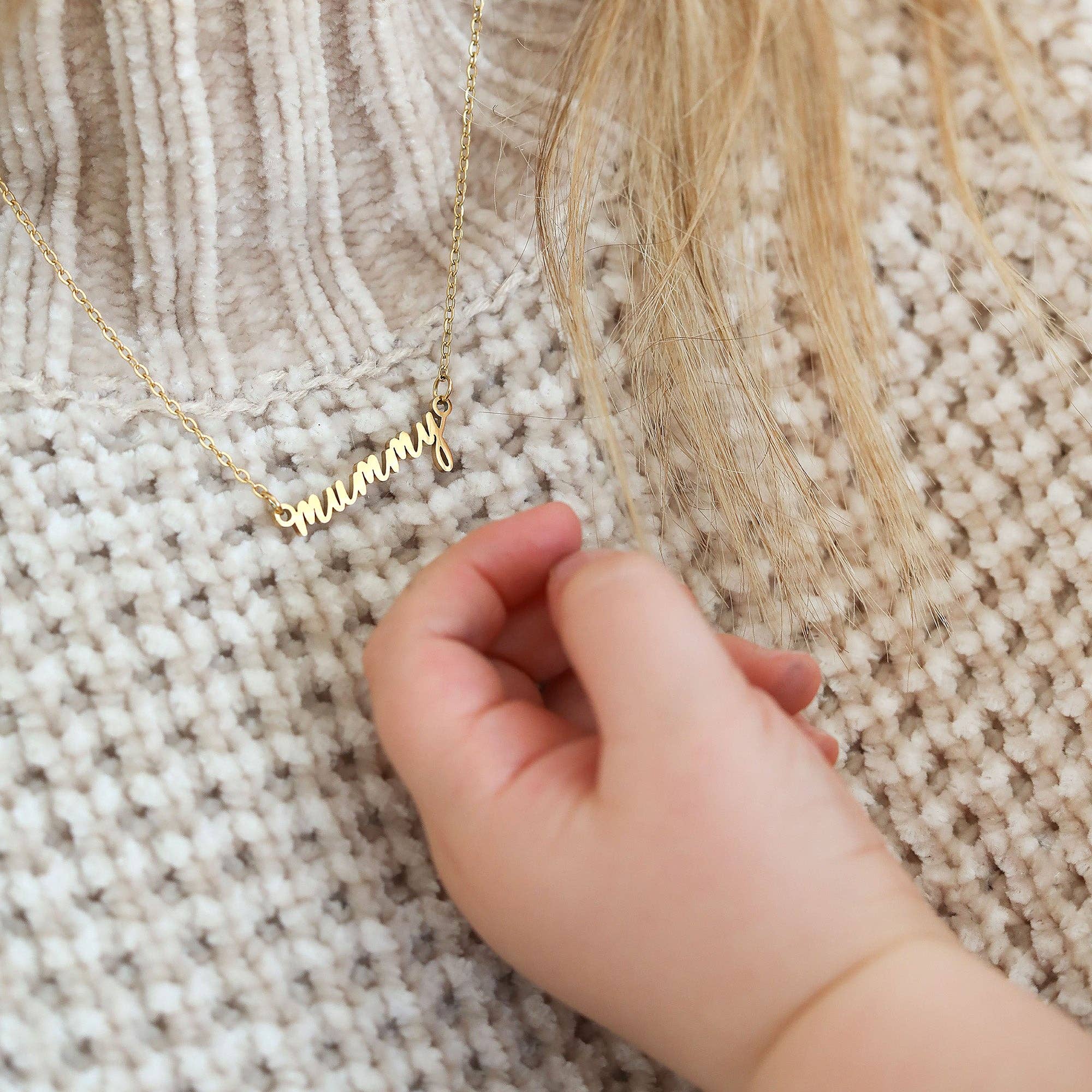 Aria & Avery - Mummy Necklace: Gift Box
