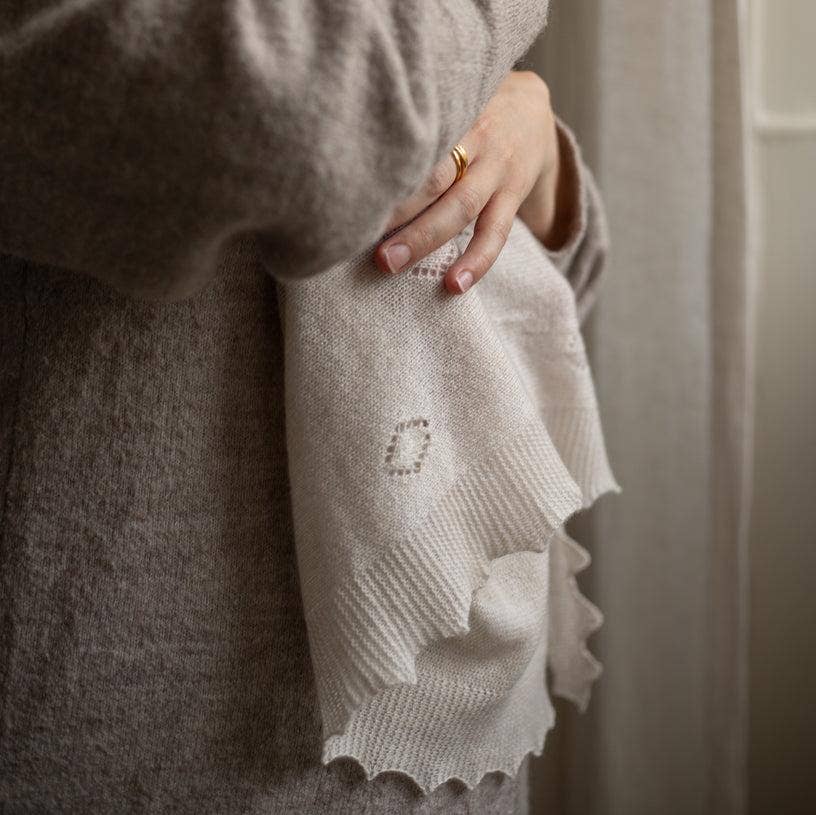 G.H.Hurt & Son X Avery Row Cashmere Shawl Gift Set