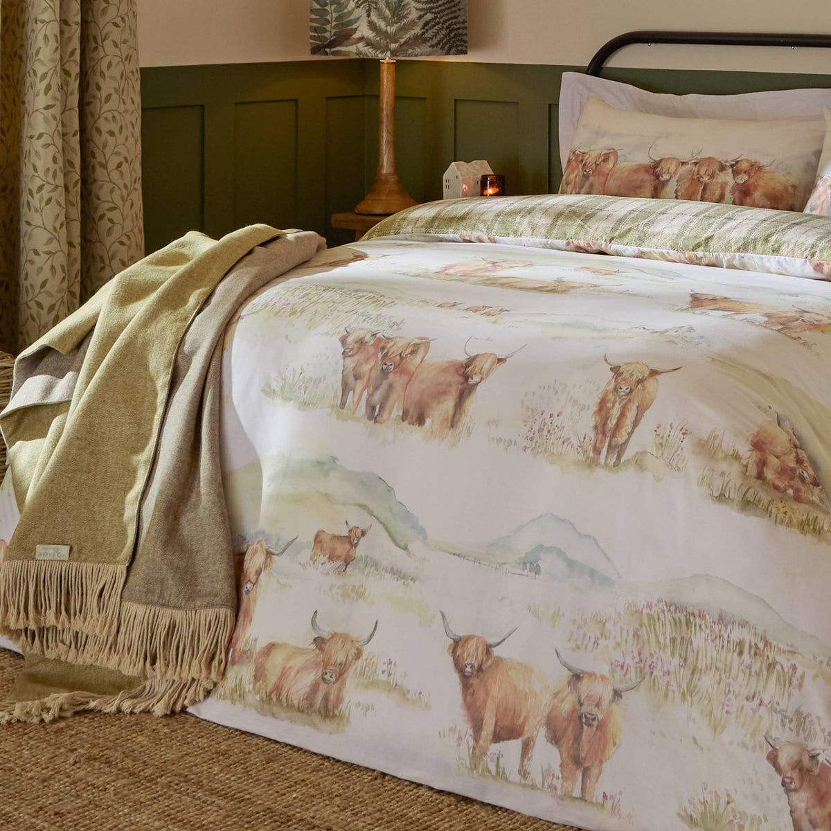 Riva Home - Highland Cattle 100% Cotton Reversible Duvet Cover Set Multi: Multicolour / King