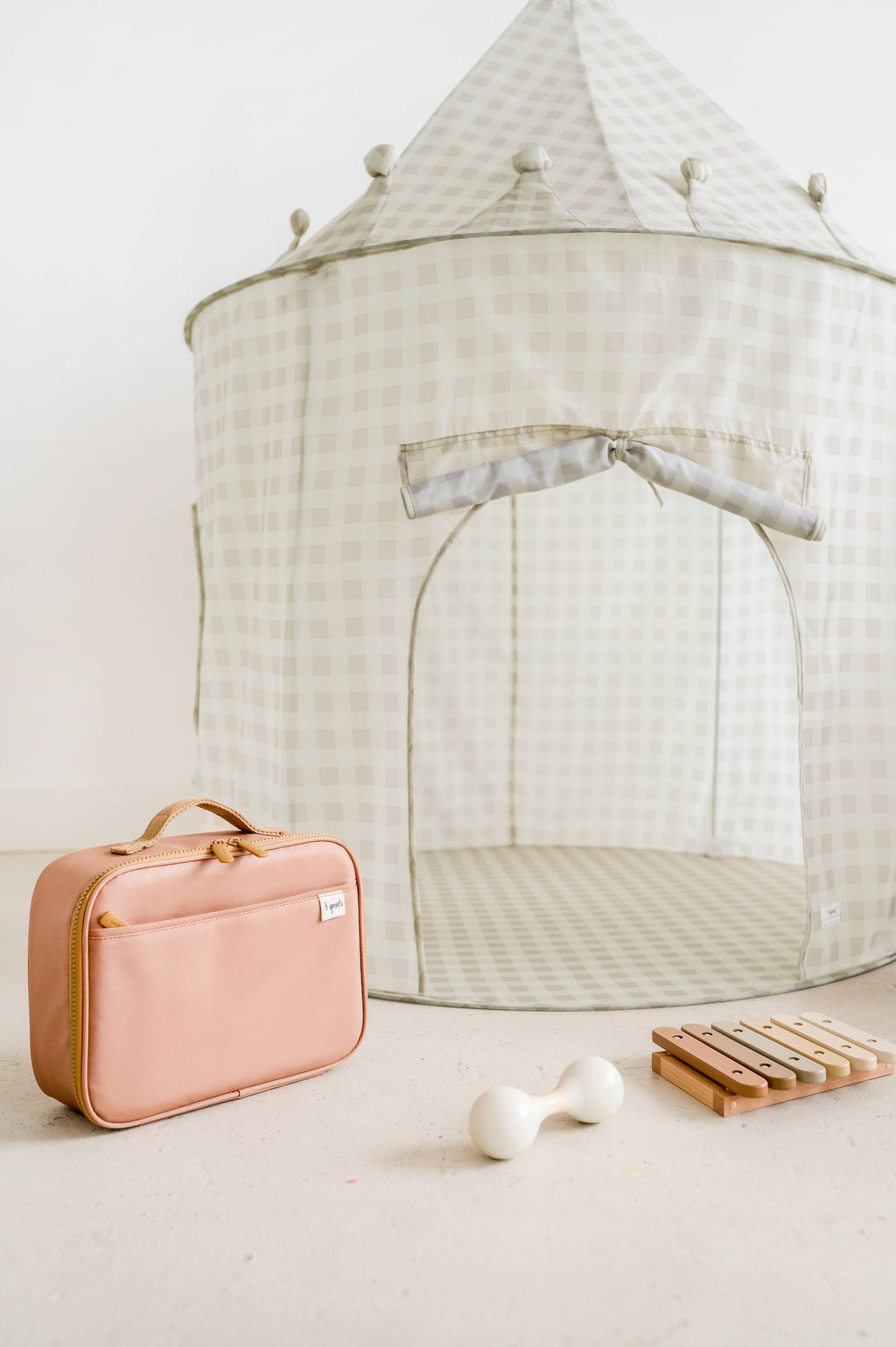 Kids Play Tent Castle with Recycled Fabric - Prints: Blueberry Ivory