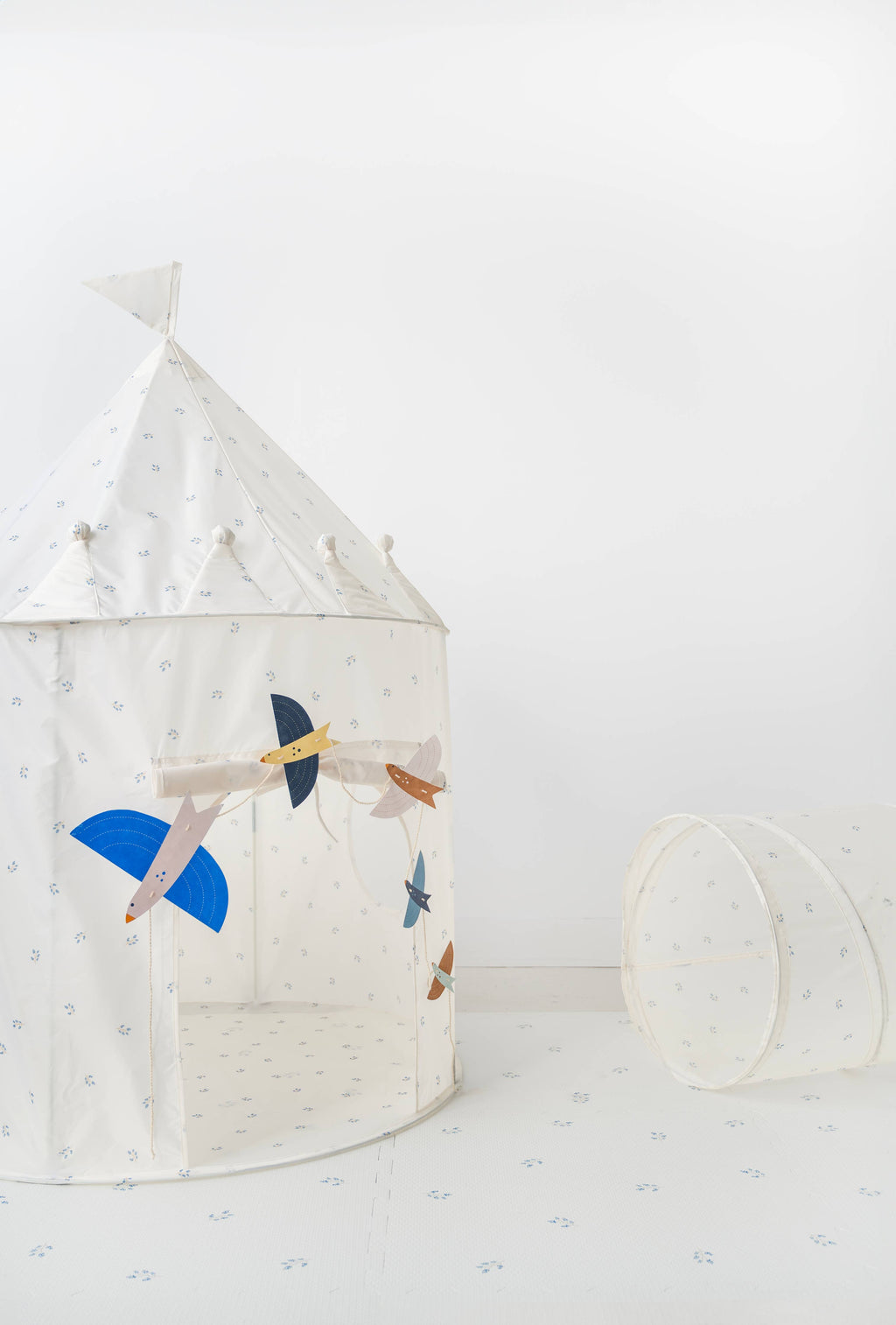 Kids Play Tent Castle with Recycled Fabric - Prints: Terrazzo Beige