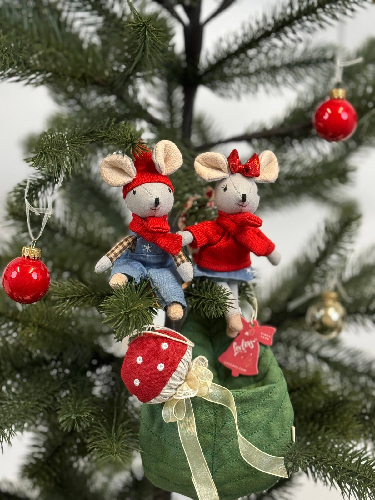 LEVLOVS - Christmas Mice