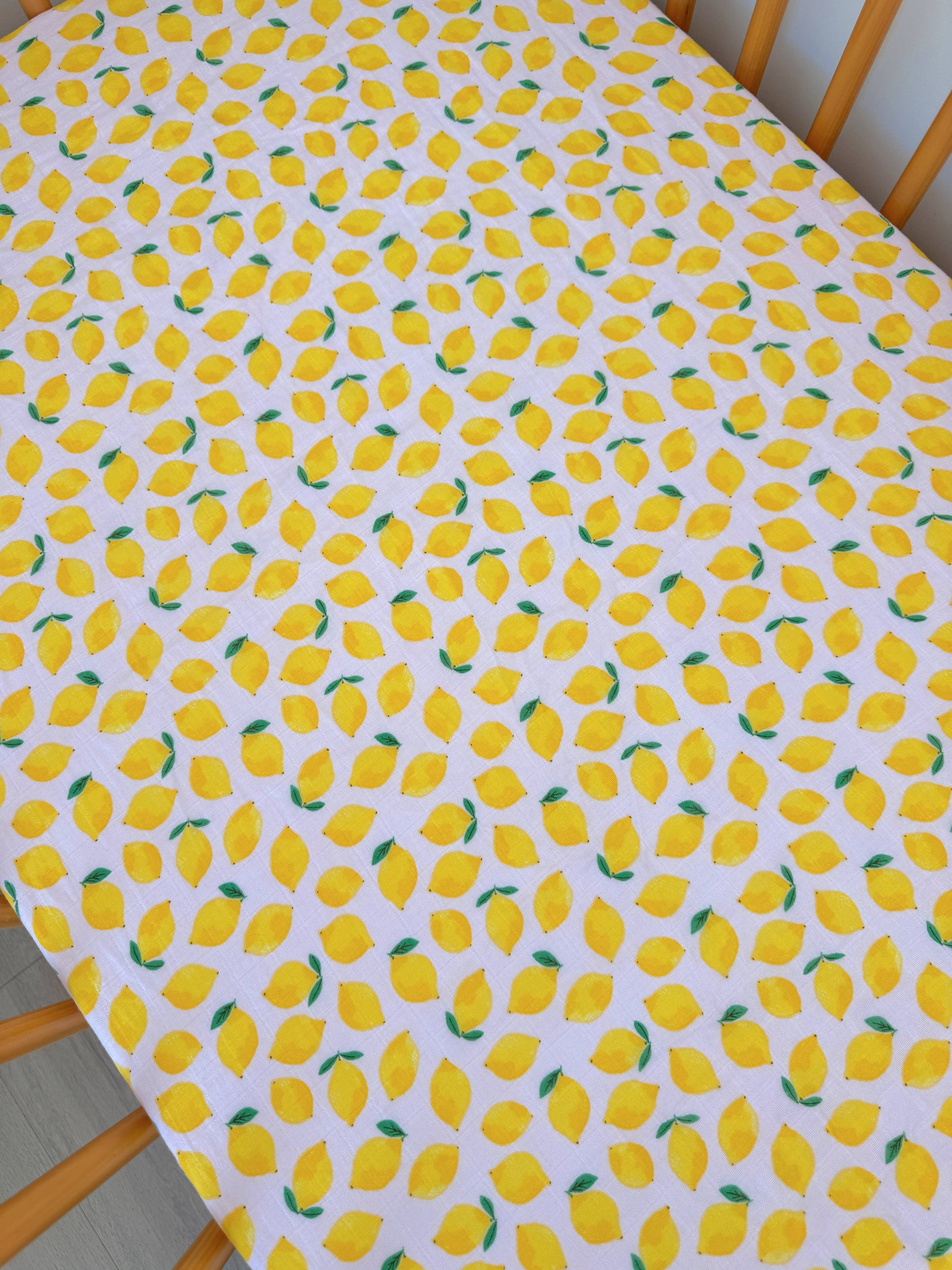 Lemon Sorbet / Muslin Crib Sheet