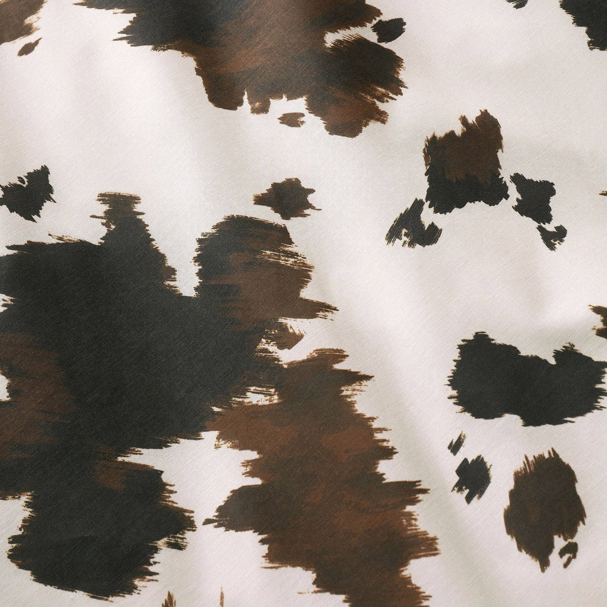 UW Home - Cow Print Duvet Cover Set in Natural: Double