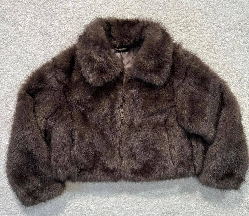 Kurt Muller - Luxury Faux Fur Gold Zip Coat: Mocha brown