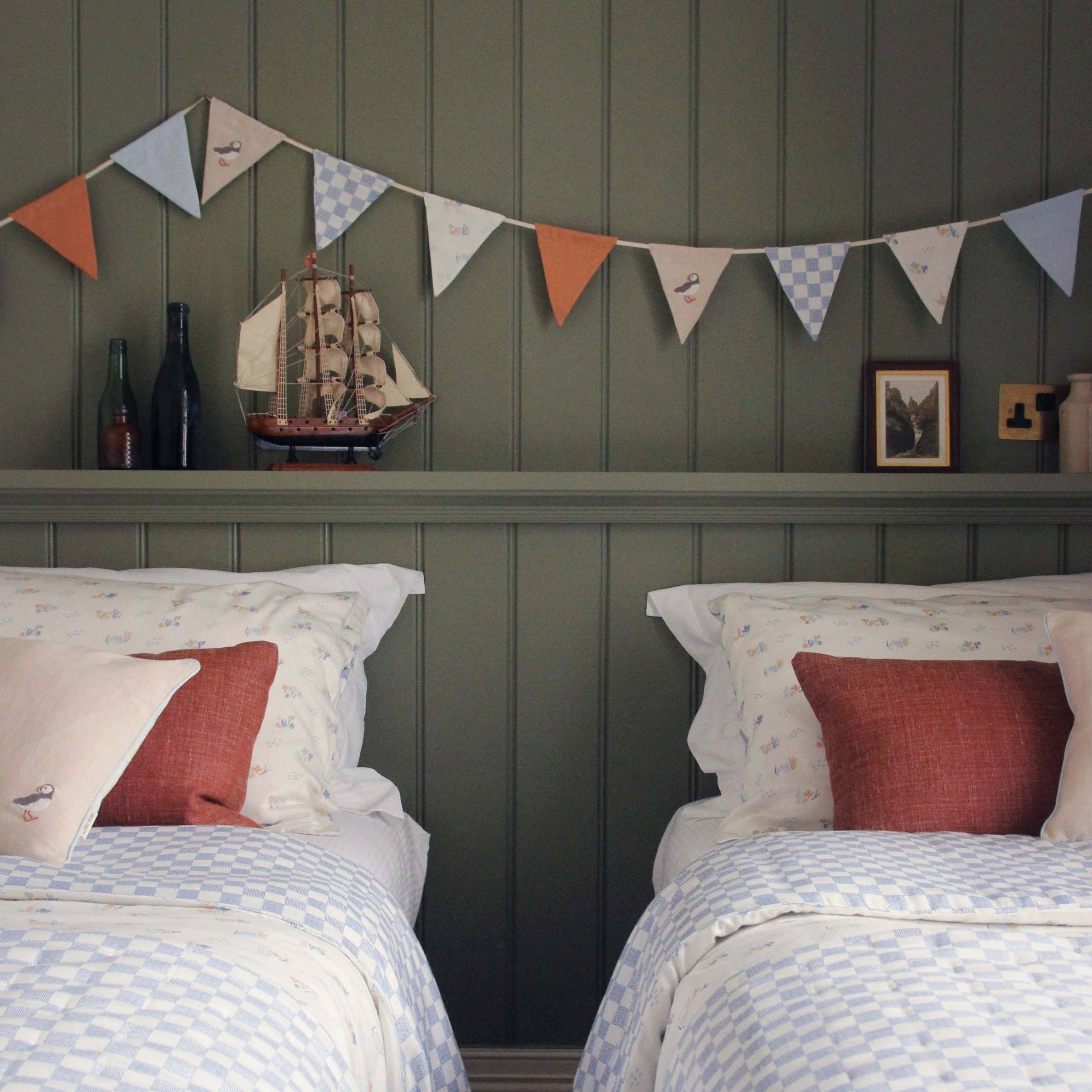Bunting - Coastline