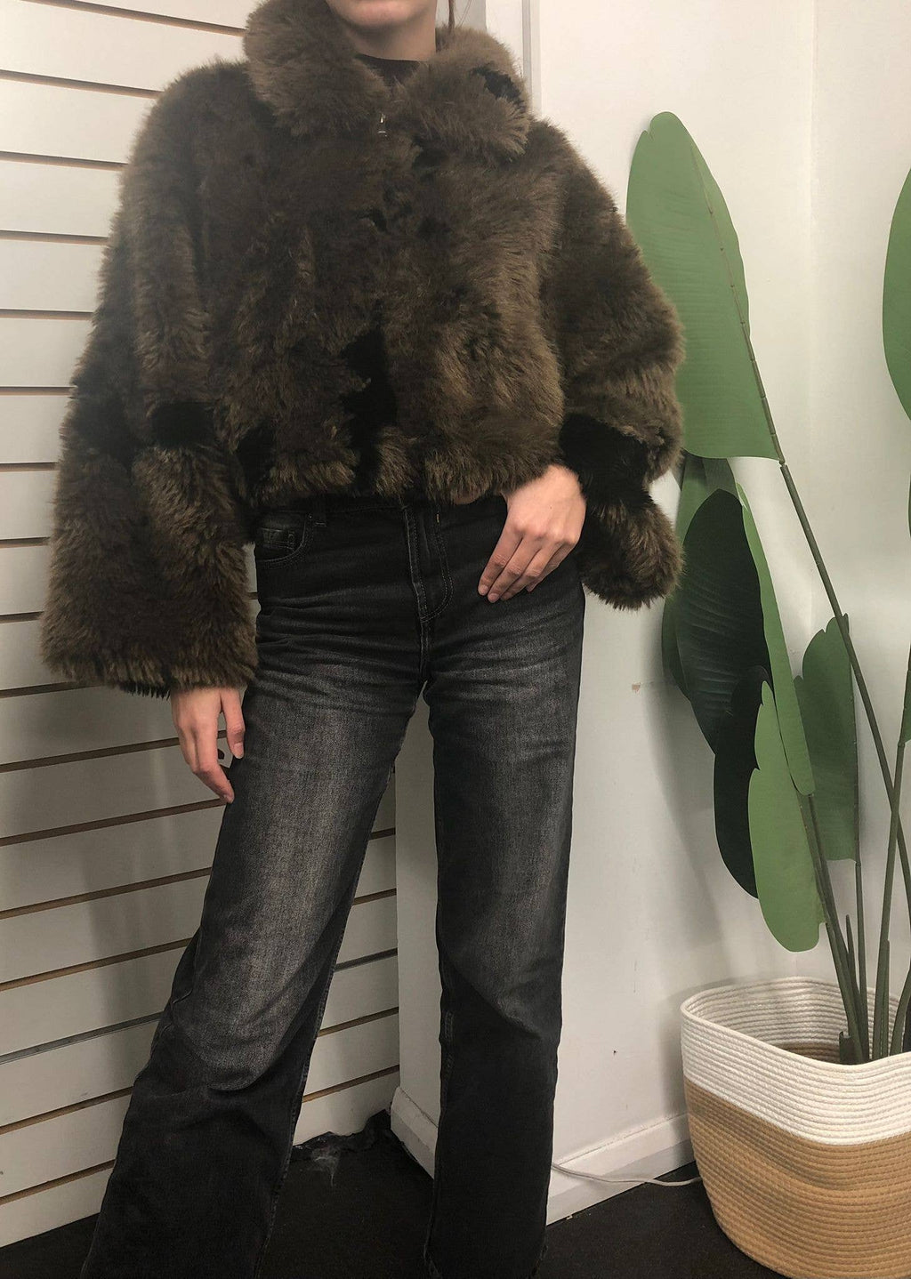 ANGELEYE - Faux Fur Coat with Zip in Hide - Brown & Cream: White / S/M