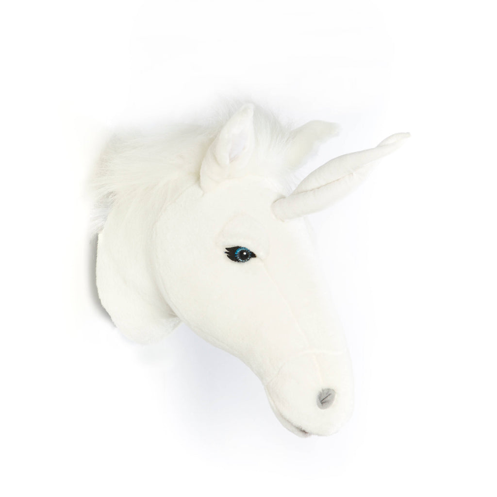 Claire the White Unicorn: Wall deco