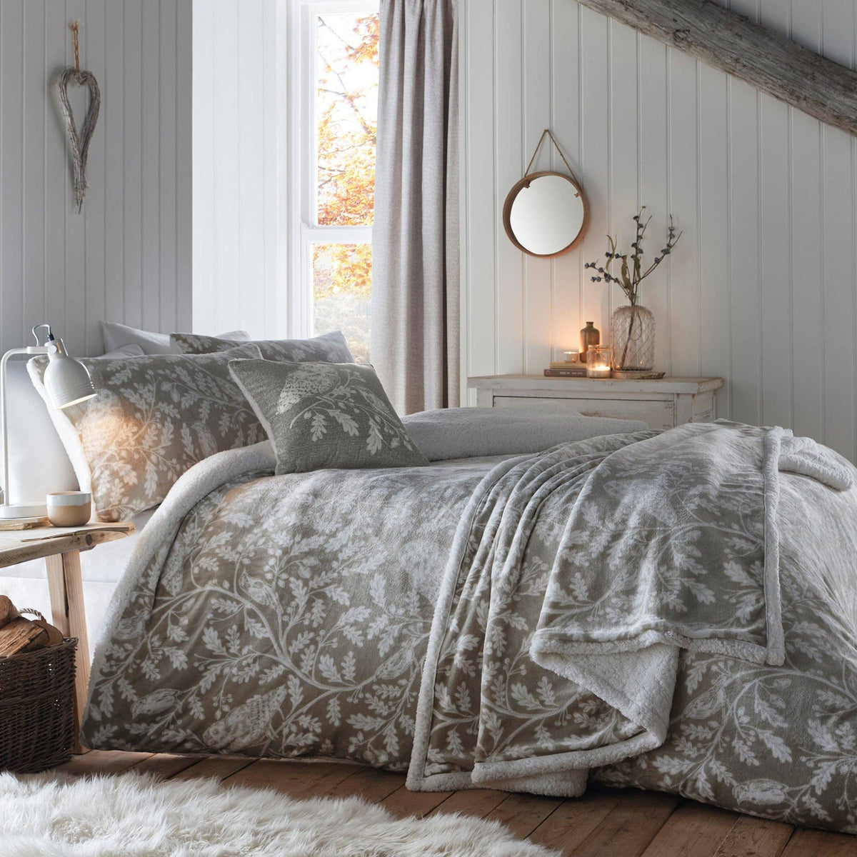 UW Home - Woodland Owls Bedspread by D & D in Sage 150cm x 200cm