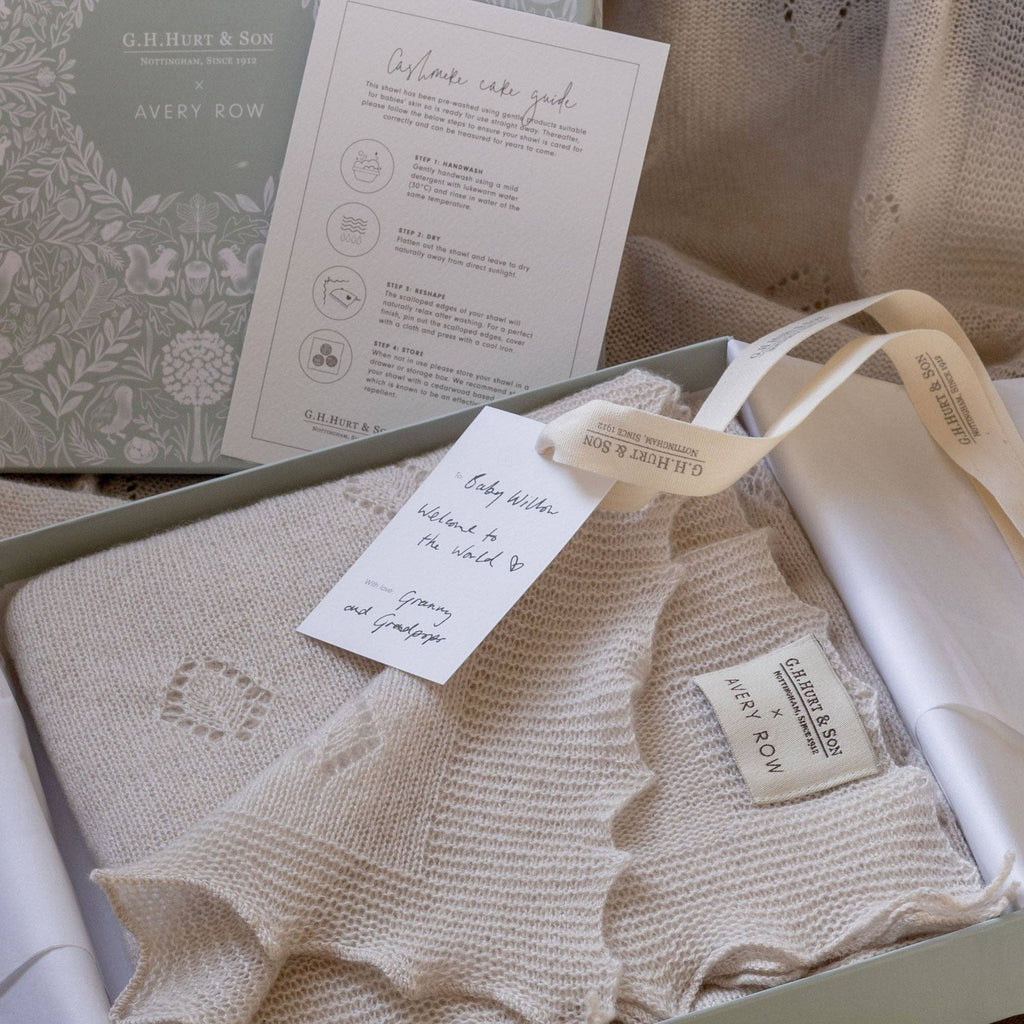 G.H.Hurt & Son X Avery Row Cashmere Shawl Gift Set