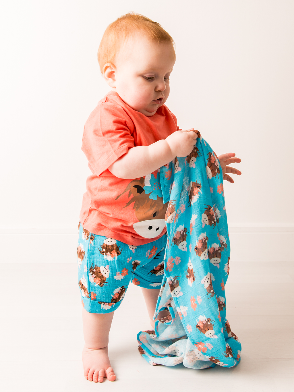 Blade and Rose Limited - Bonnie Highland Cow Muslin Bibs & Squares: One Size / 2pk Muslin Squares