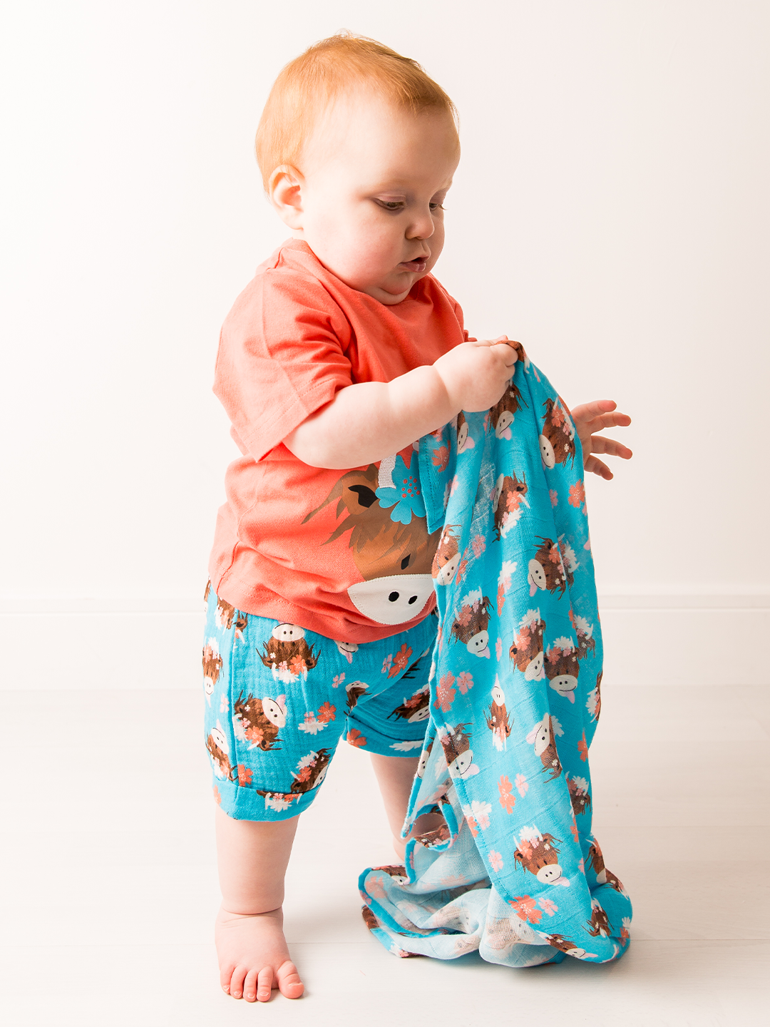 Blade and Rose Limited - Bonnie Highland Cow Muslin Bibs & Squares: One Size / 2pk Muslin Squares
